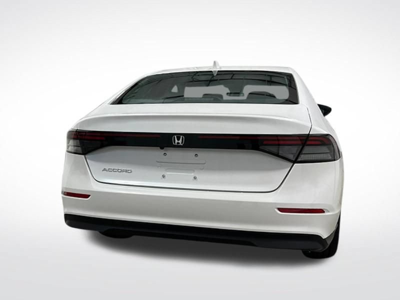 Certified 2023 Honda Accord LX image 5