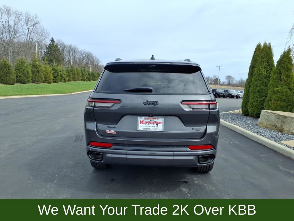 Used 2023 Jeep Grand Cherokee L Summit w/ Advanced Protech Group IV image 5