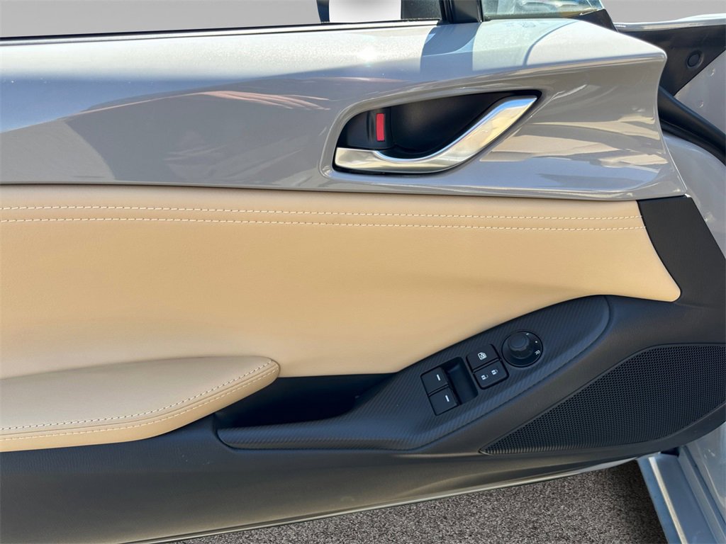 New 2025 MAZDA MX-5 Miata Grand Touring image 17