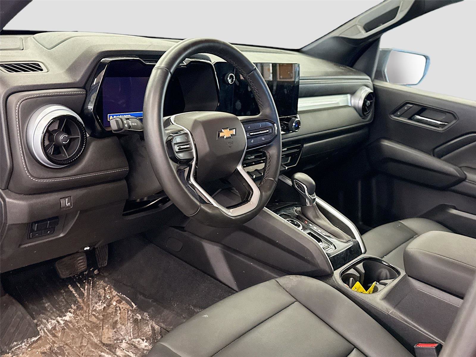 Used 2023 Chevrolet Colorado LT w/ LT Convenience Package III AWD/4WD image 7