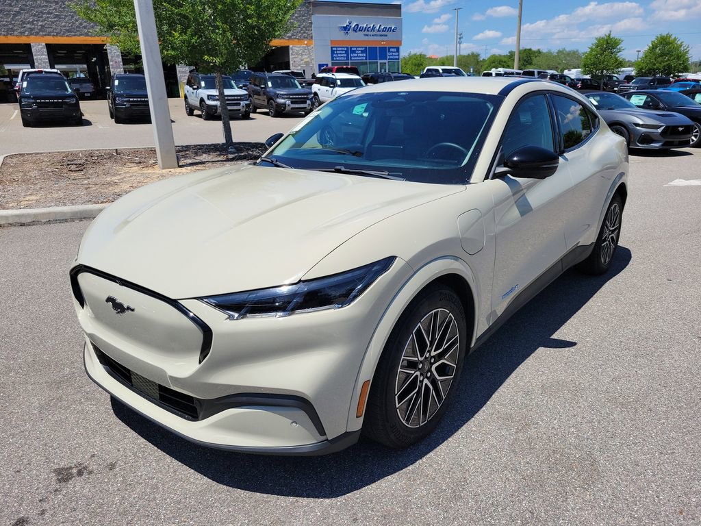 Used 2025 Ford Mustang Mach-E Premium image 2