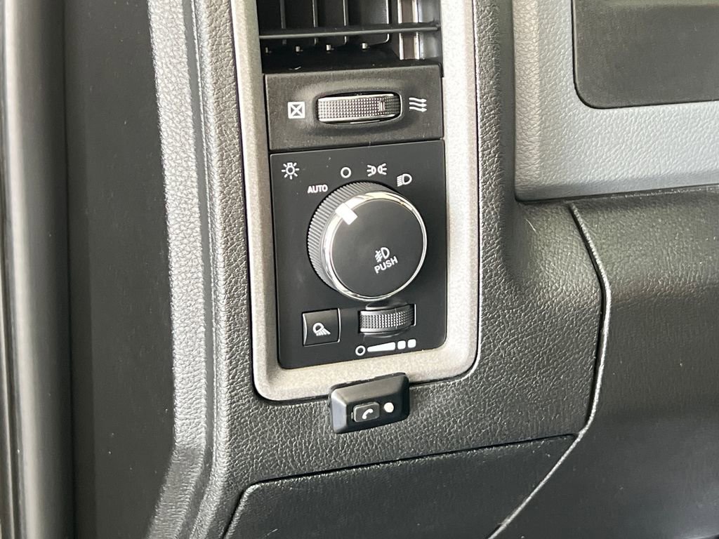 Used 2019 RAM 1500 Express w/ Express Value Package image 29