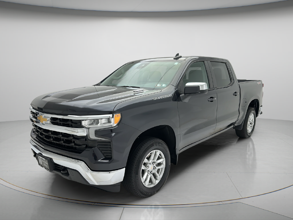 Used 2024 Chevrolet Silverado 1500 LT AWD/4WD image 3