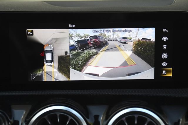 Used 2023 Mercedes-Benz CLA 250 image 17