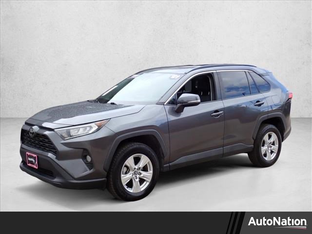 Used 2021 Toyota RAV4 XLE w/ Convenience Package FWD image 1