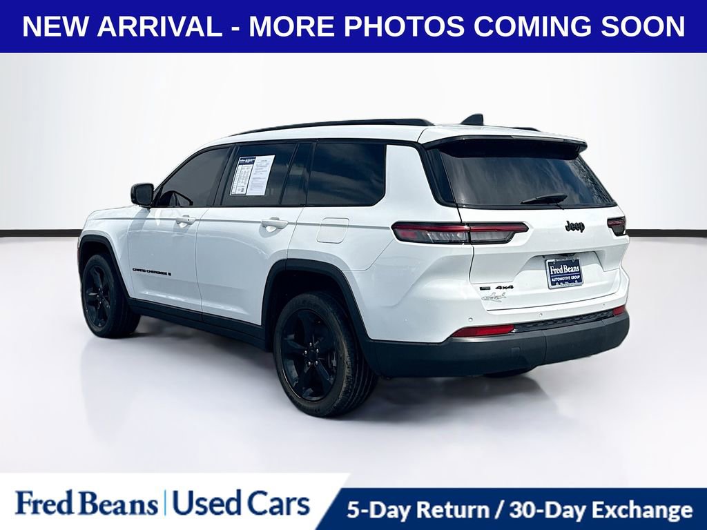 Used 2022 Jeep Grand Cherokee L Laredo image 6
