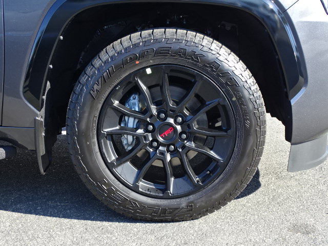 New 2026 Toyota Sequoia Platinum w/ TRD Off-Road Package AWD/4WD image 4