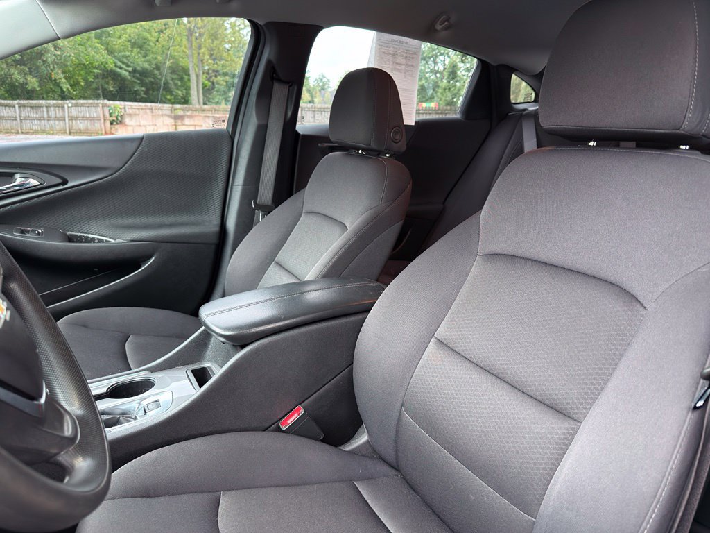 Used 2024 Chevrolet Malibu LT FWD image 19