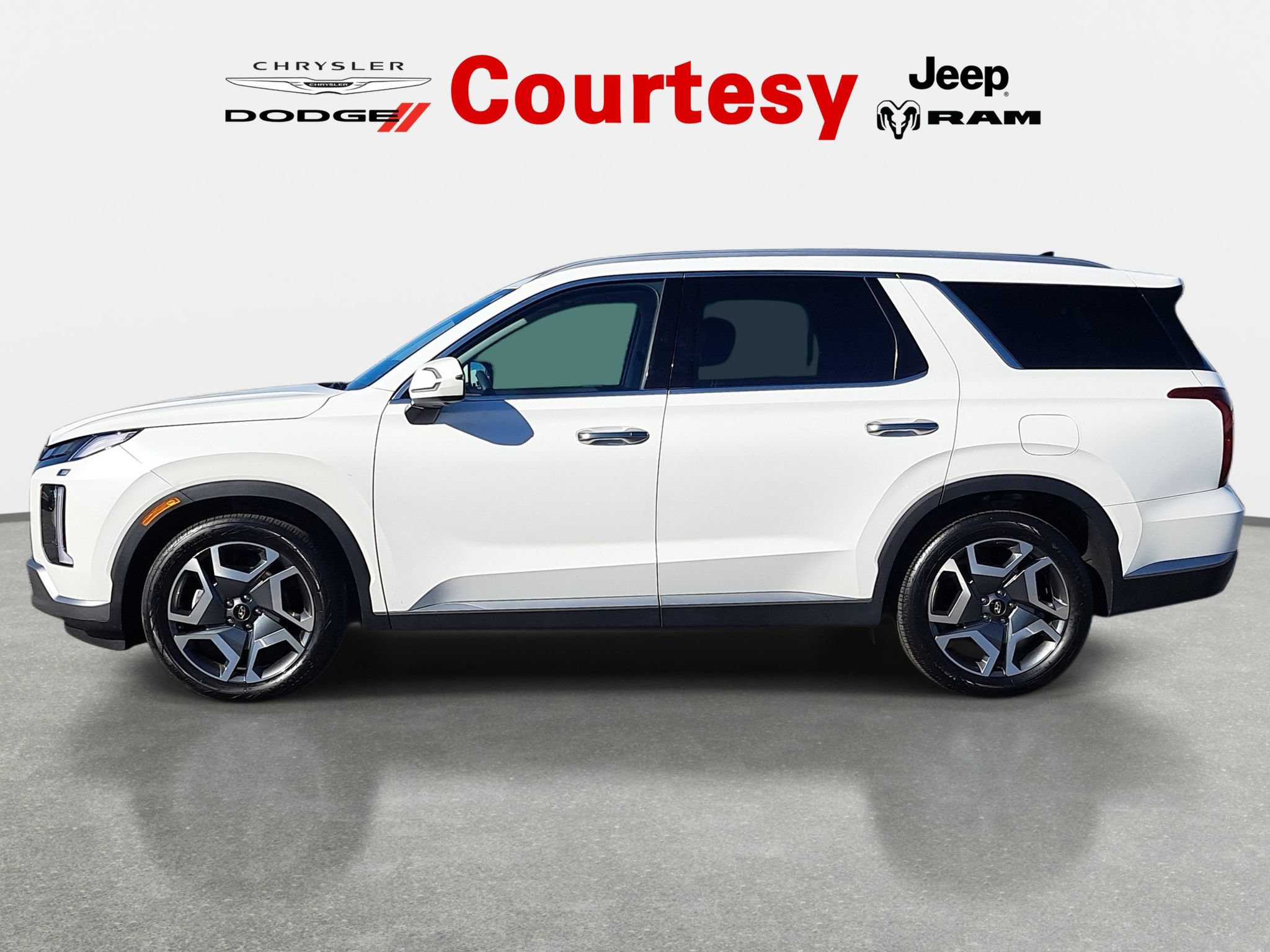 Used 2025 Hyundai Palisade SEL AWD/4WD image 7