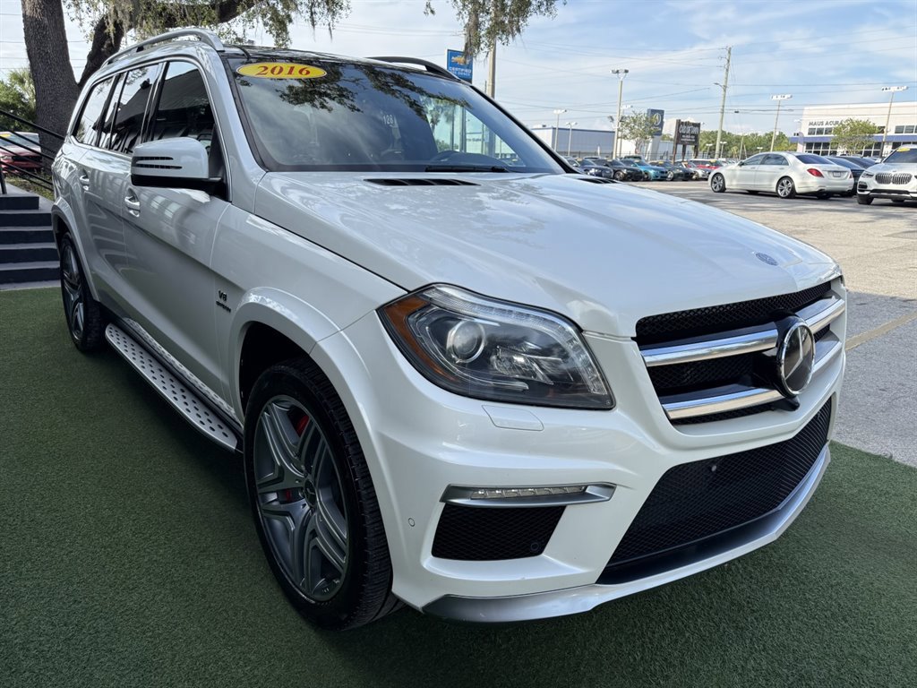 Used 2016 Mercedes-Benz GL 63 AMG 4MATIC image 3