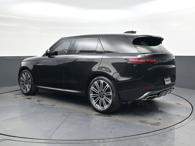 Used 2024 Land Rover Range Rover Sport SE image 7