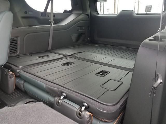 New 2026 GMC Yukon XL AT4 w/ AT4 Premium Plus Package AWD/4WD image 12