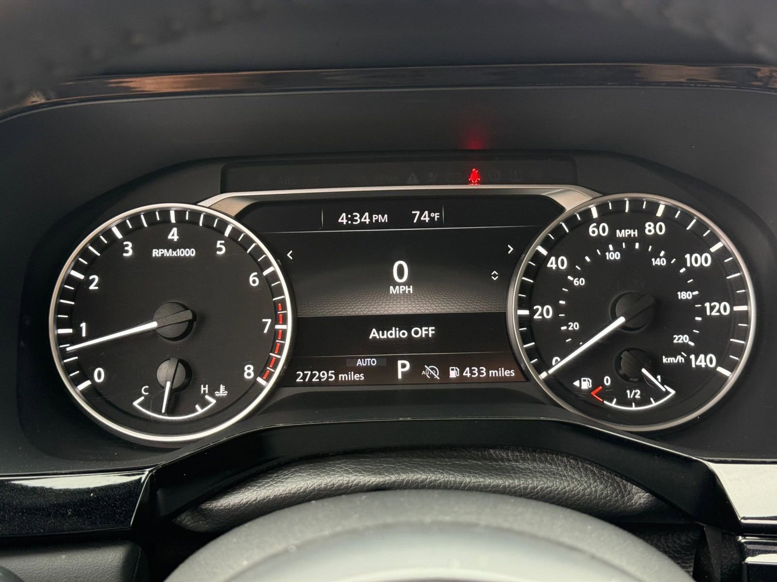 Used 2025 Nissan Pathfinder SV image 42