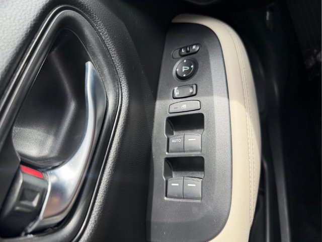 Certified 2024 Honda HR-V LX image 34