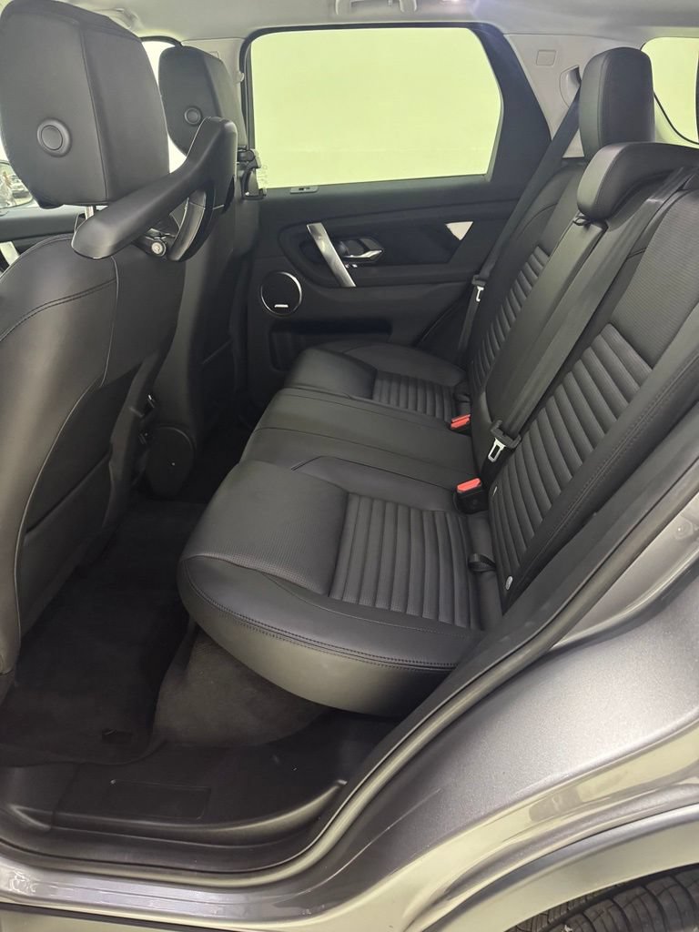 Used 2025 Land Rover Discovery Sport S AWD/4WD image 31