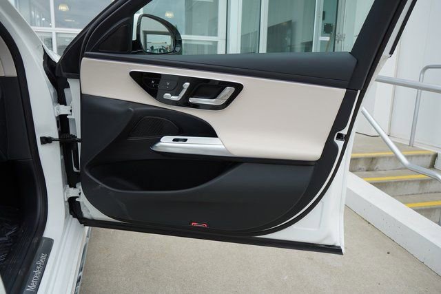 New 2026 Mercedes-Benz E 350 4MATIC Sedan image 13