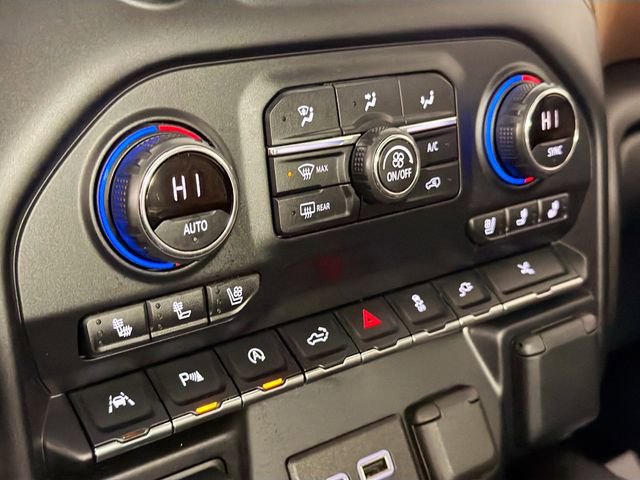 Used 2021 Chevrolet Silverado 1500 High Country w/ Technology Package image 16