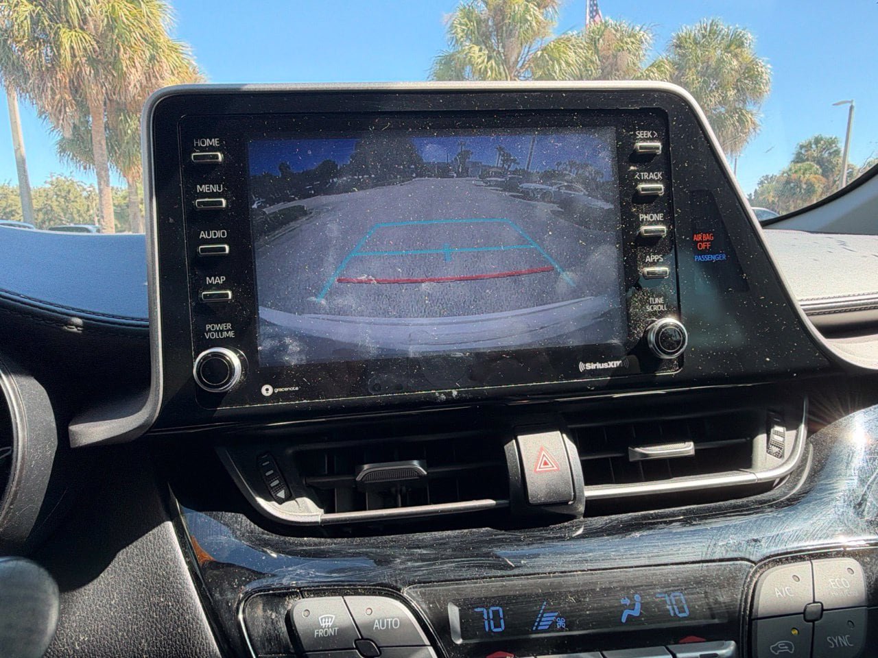 Used 2021 Toyota C-HR LE FWD image 9