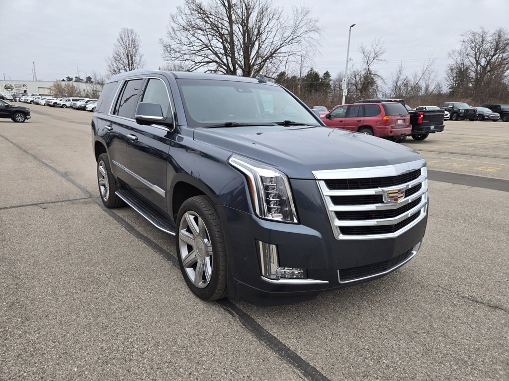 Used 2020 Cadillac Escalade Luxury image 8