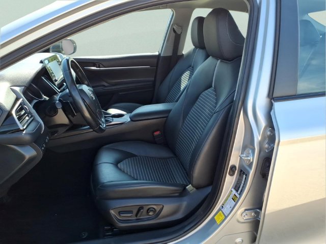 Used 2021 Toyota Camry SE FWD image 12