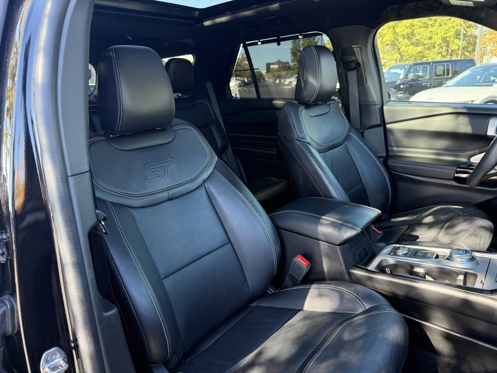 Used 2023 Ford Explorer ST w/ Equipment Group 401A image 35