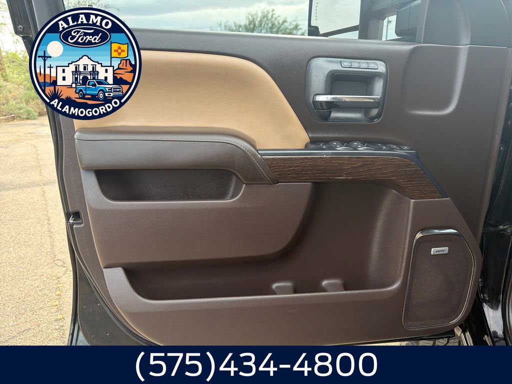 Used 2019 GMC Sierra 2500 Denali w/ Duramax Plus Package AWD/4WD image 10