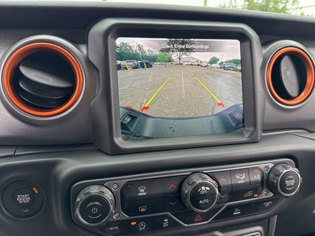 Certified 2020 Jeep Gladiator Mojave image 12