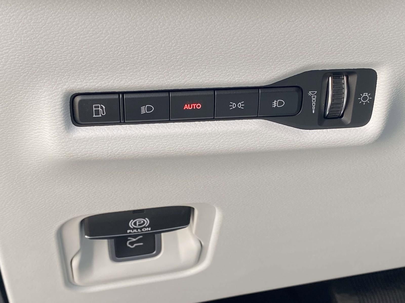 New 2026 Jeep Cherokee Laredo image 19