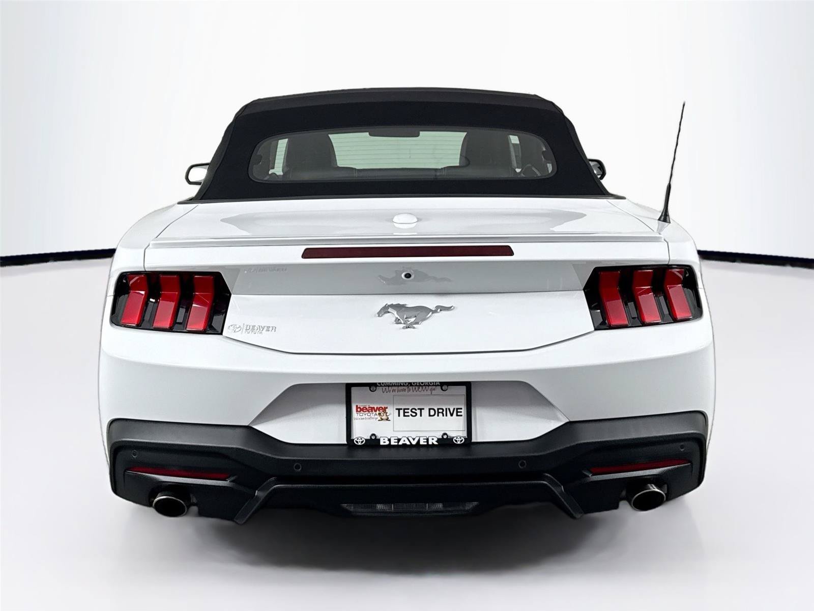 Used 2025 Ford Mustang Premium RWD image 11