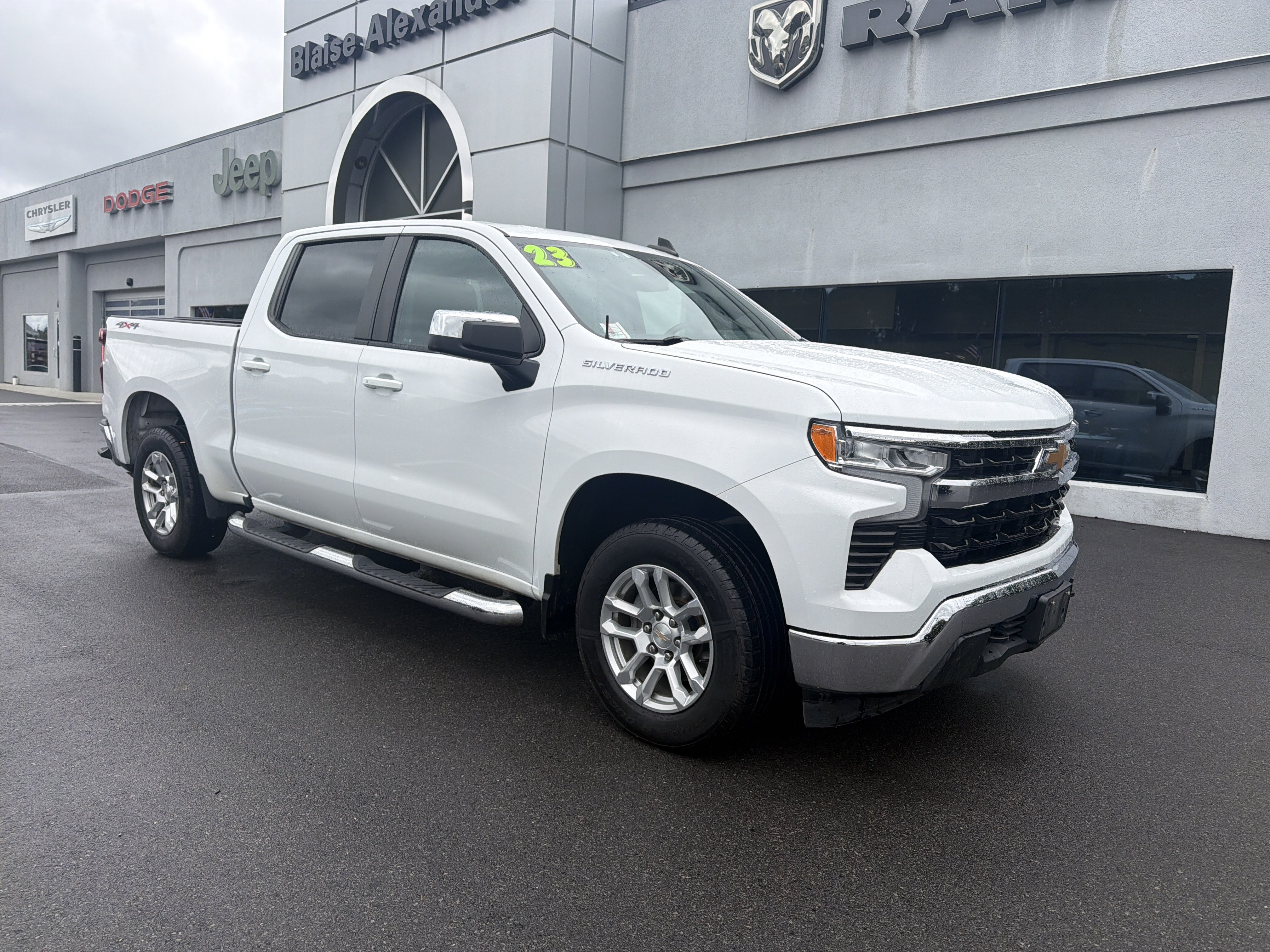 Used 2023 Chevrolet Silverado 1500 LT