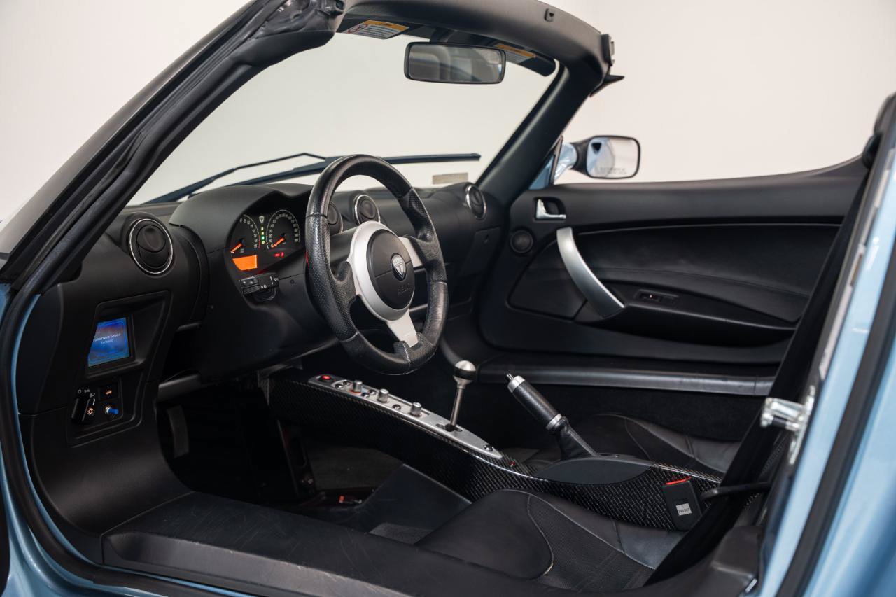 Used 2008 Tesla Roadster RWD image 43