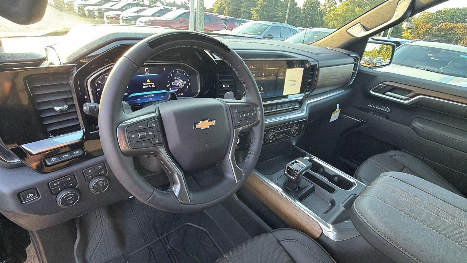 New 2026 Chevrolet Silverado 1500 High Country AWD/4WD image 4
