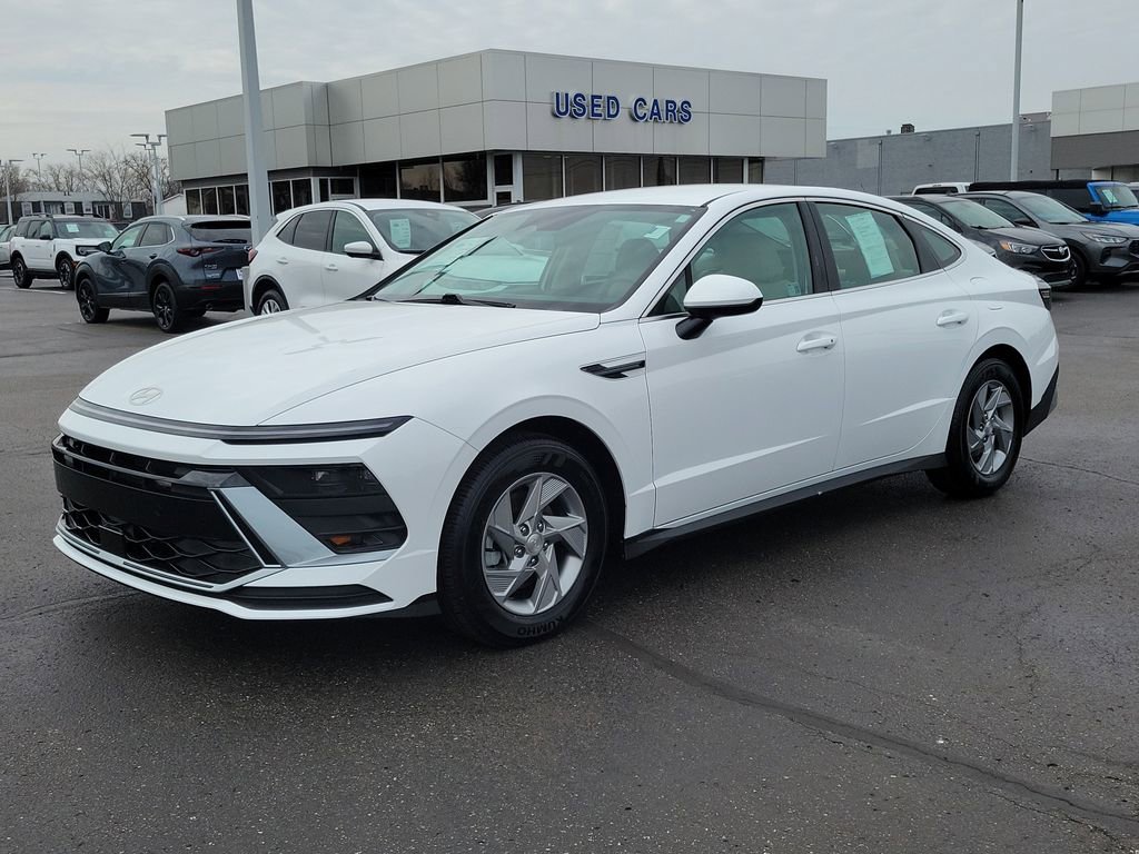 Used 2025 Hyundai Sonata SE image 8