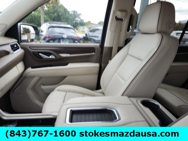 Used 2021 GMC Yukon Denali w/ Denali Premium Package image 13