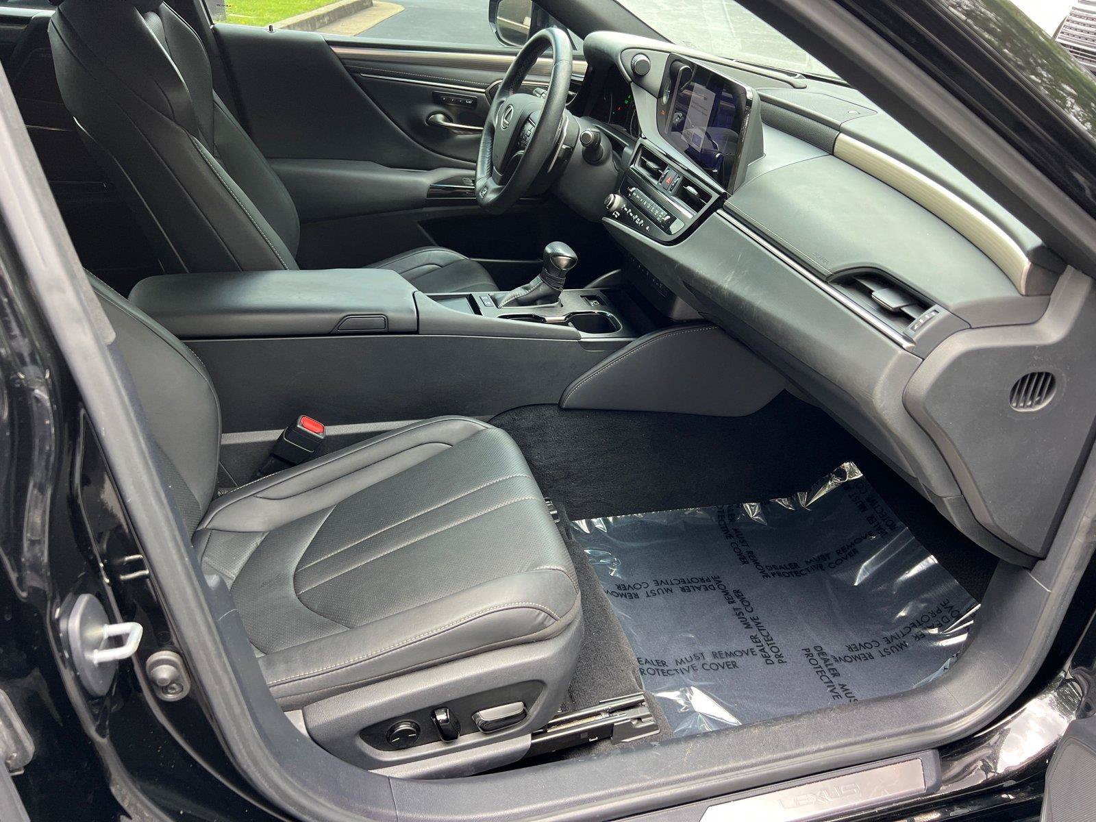 Certified 2024 Lexus ES 300h F Sport w/ Accessory Package (Z2) FWD image 13
