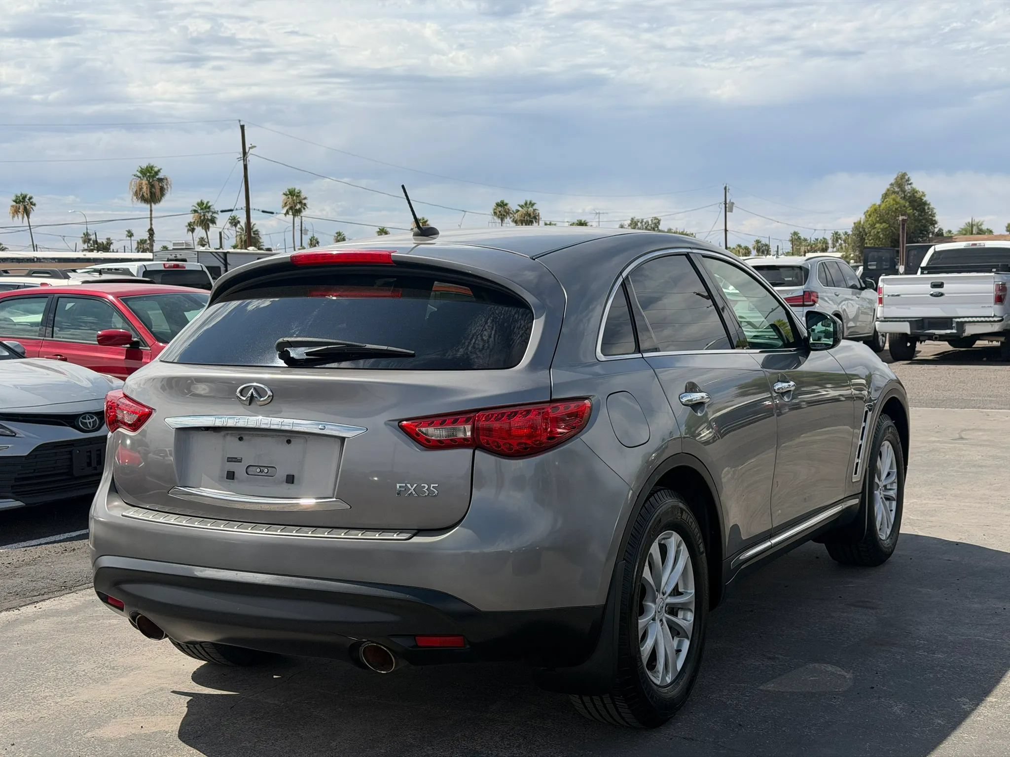 Used 2011 INFINITI FX35 AWD image 10