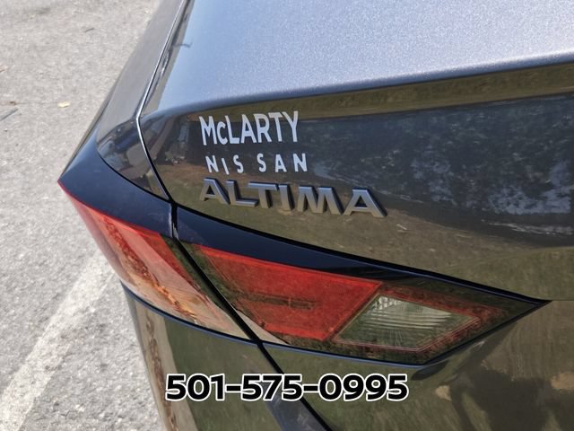 Used 2025 Nissan Altima 2.5 S FWD image 11