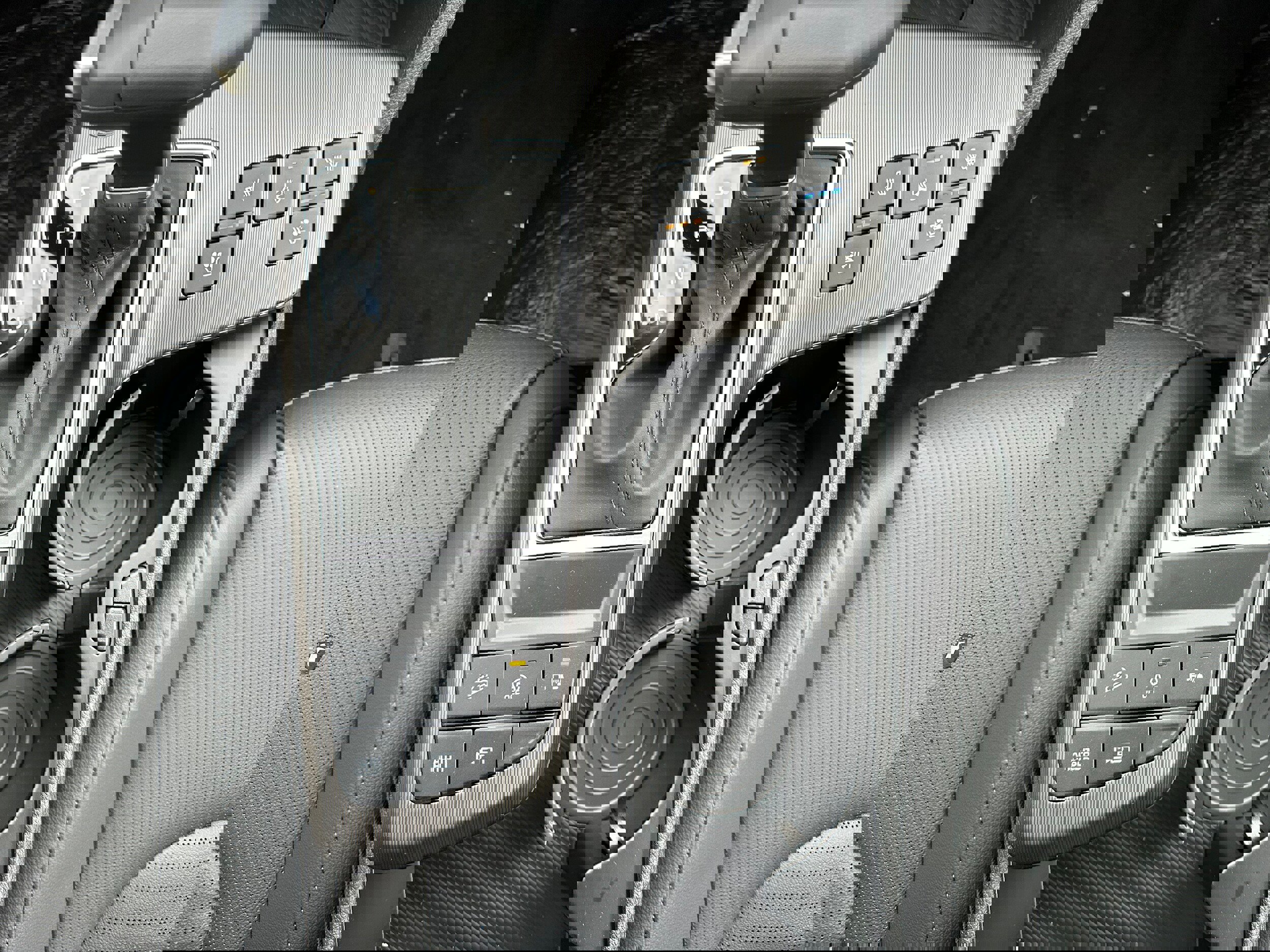 New 2026 Kia Sportage SX image 40