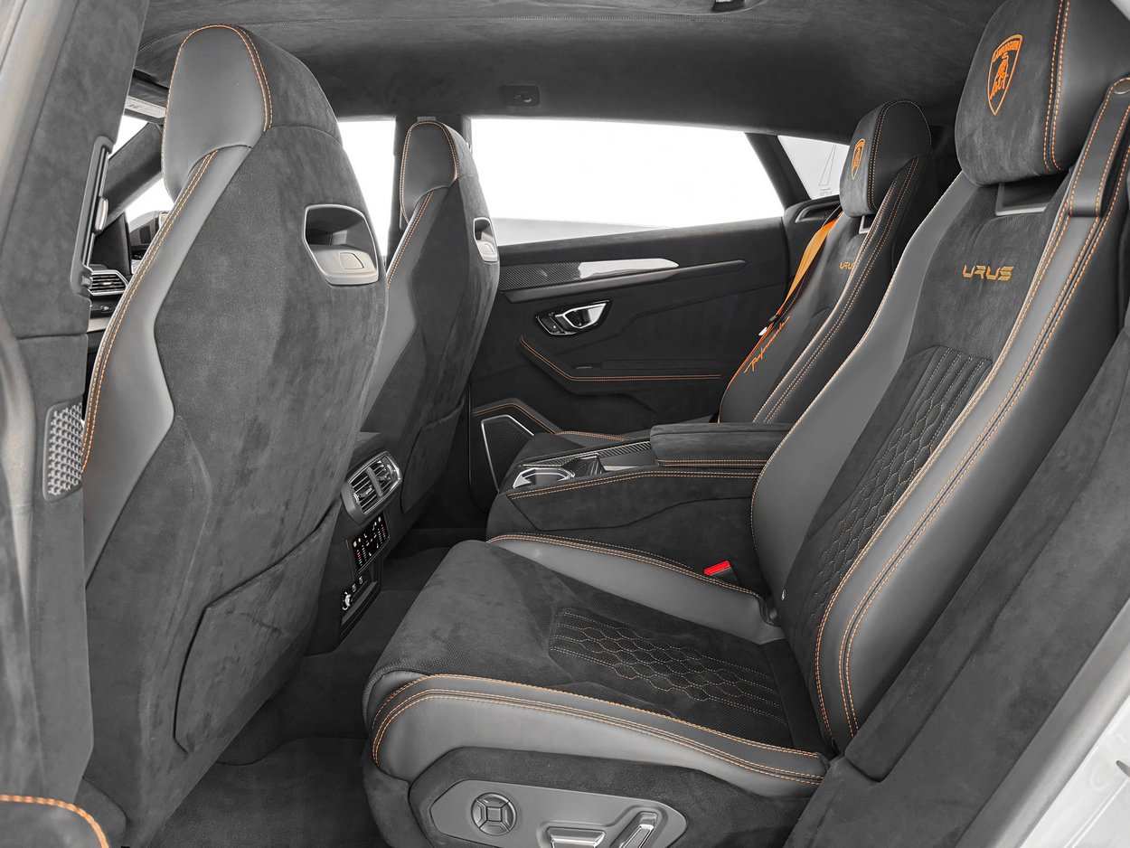 Used 2024 Lamborghini Urus Performante image 24