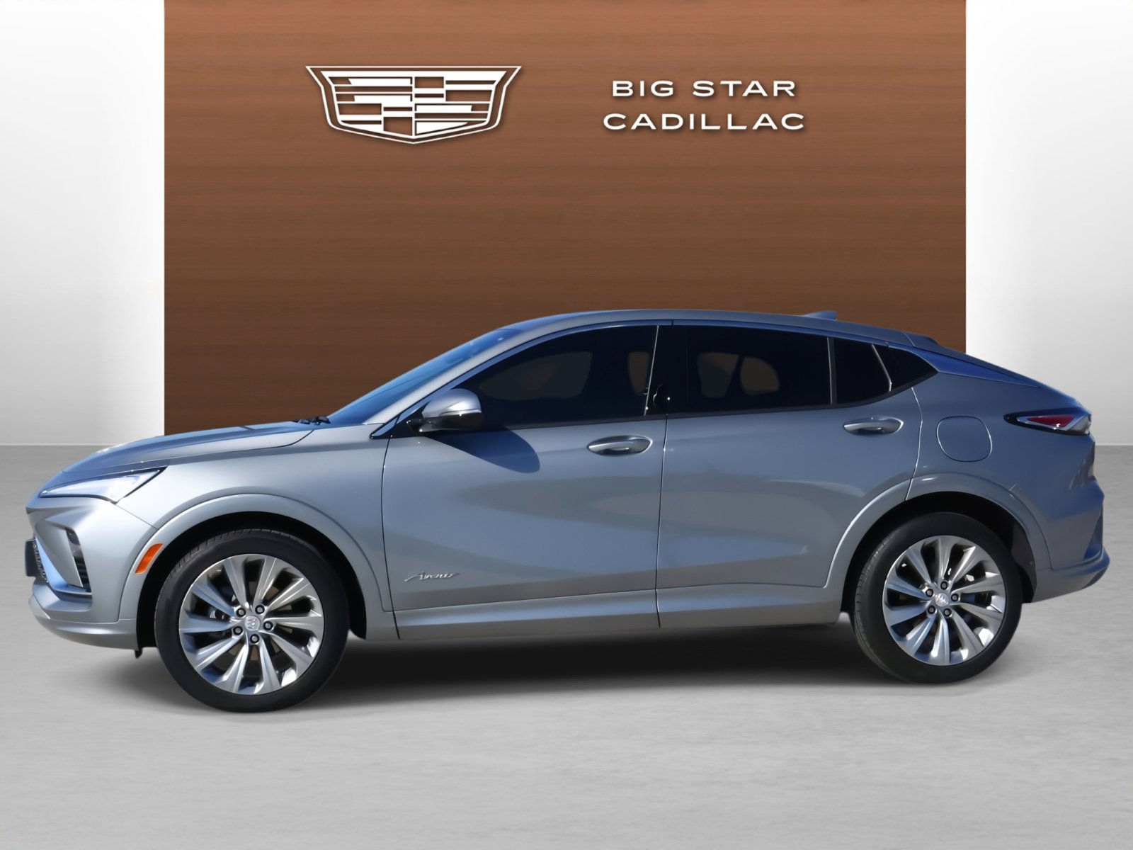 Used 2025 Buick Envista Avenir image 2