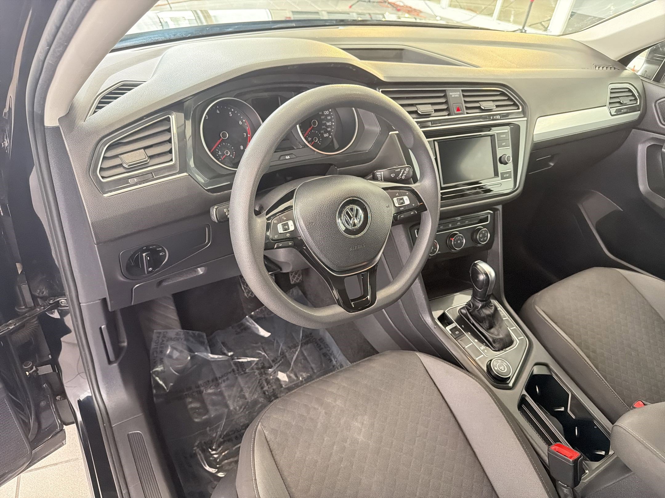 Used 2019 Volkswagen Tiguan S w/ Driver Assistance Package image 4
