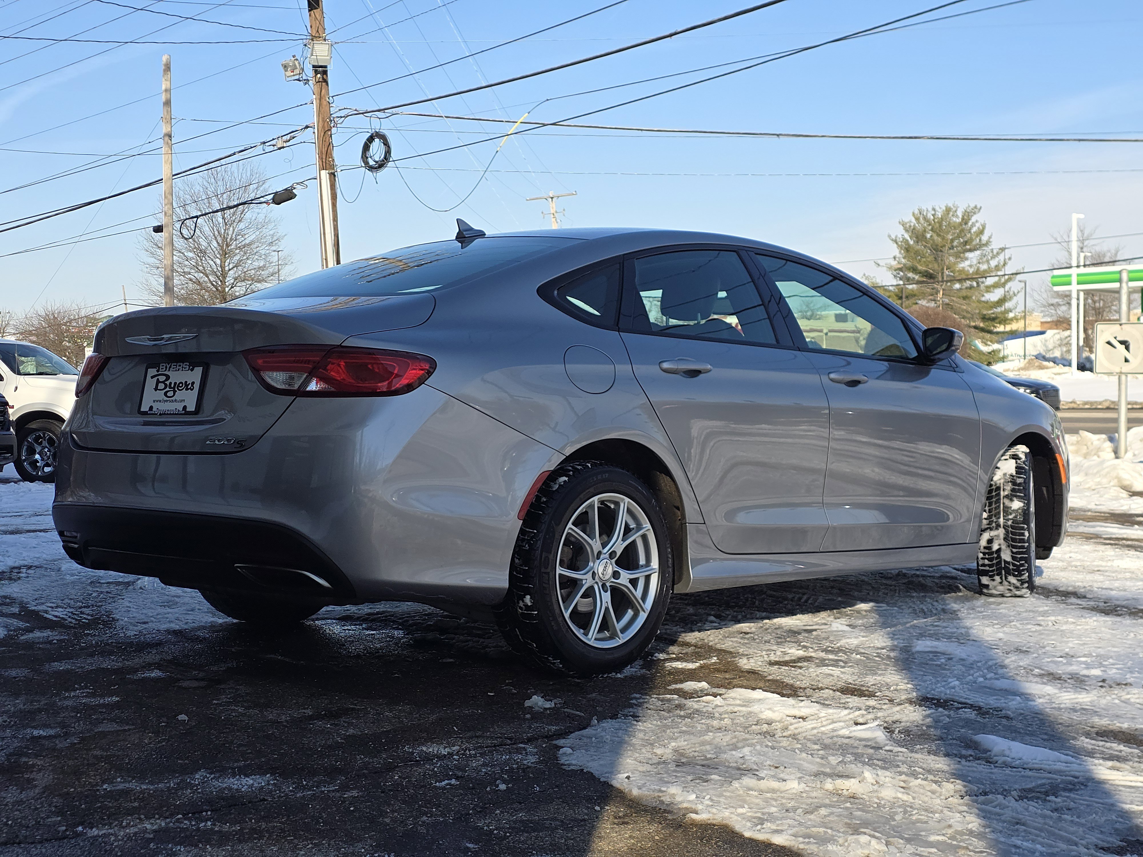 Used 2016 Chrysler 200 S image 7