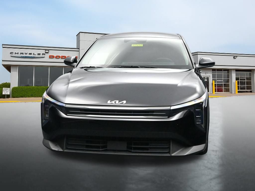 Used 2025 Kia K4 FWD image 8