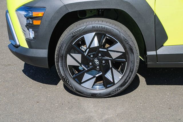 Certified 2025 Hyundai Kona SEL image 11