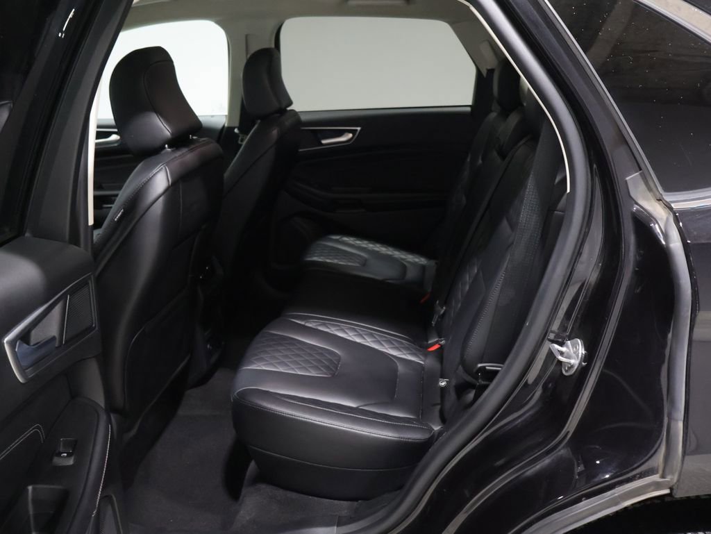 Used 2024 Ford Edge Titanium w/ Equipment Group 301A AWD/4WD image 16