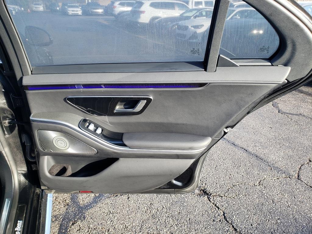 Used 2023 Mercedes-Benz S 500 4MATIC image 16