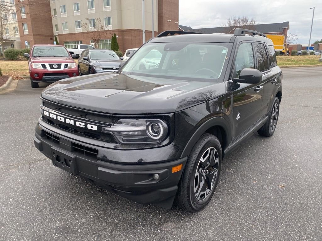 Used 2023 Ford Bronco Sport Outer Banks w/ Tech Package image 3