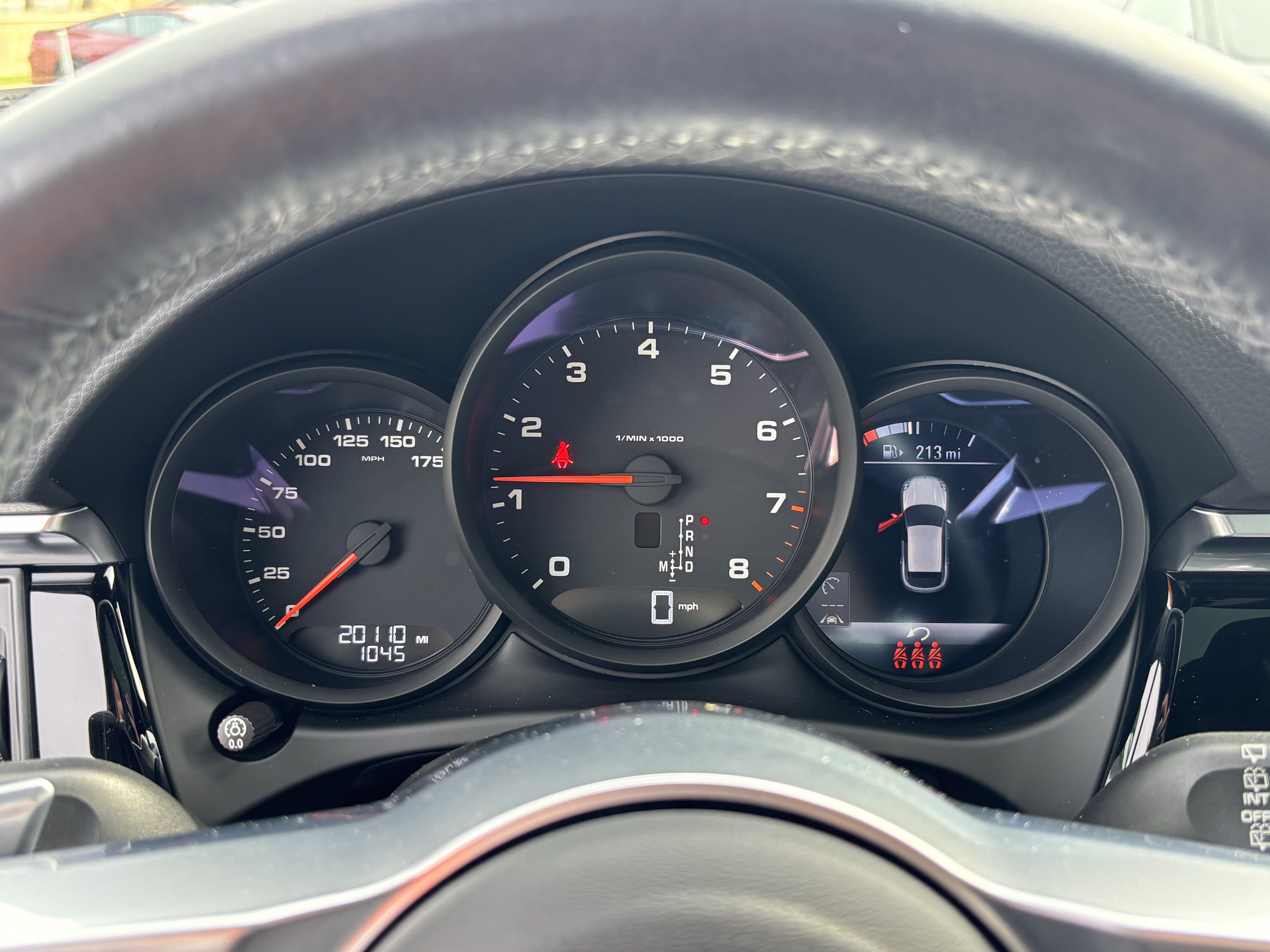 Used 2020 Porsche Macan AWD/4WD image 21