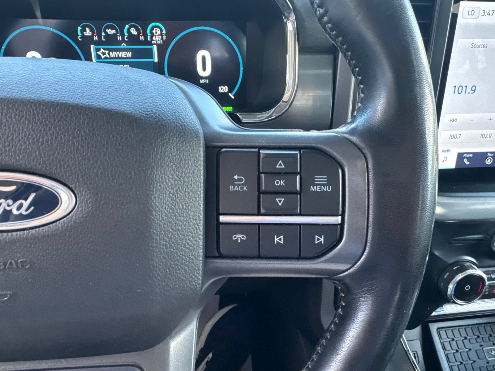 Used 2023 Ford F150 Lariat w/ Equipment Group 502A High AWD/4WD image 33