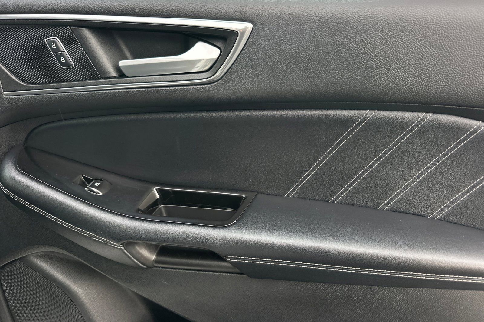 Used 2016 Ford Edge Sport w/ Equipment Group 401A image 33